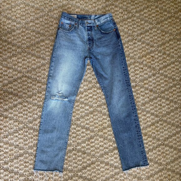 Levi's Premium Jeans W25 L30 - Picture 1 of 4